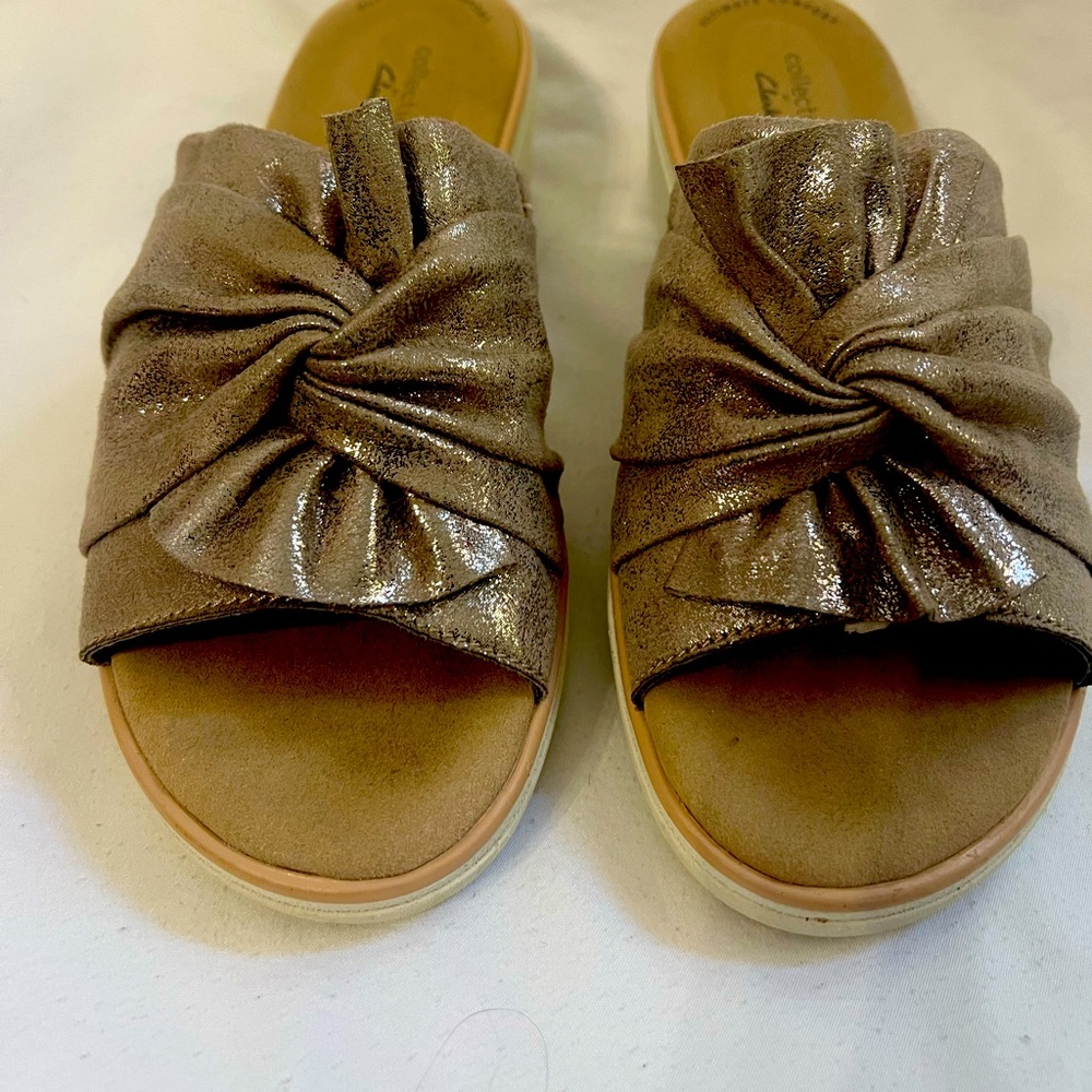 Clark’s Collection Metallic Sandals